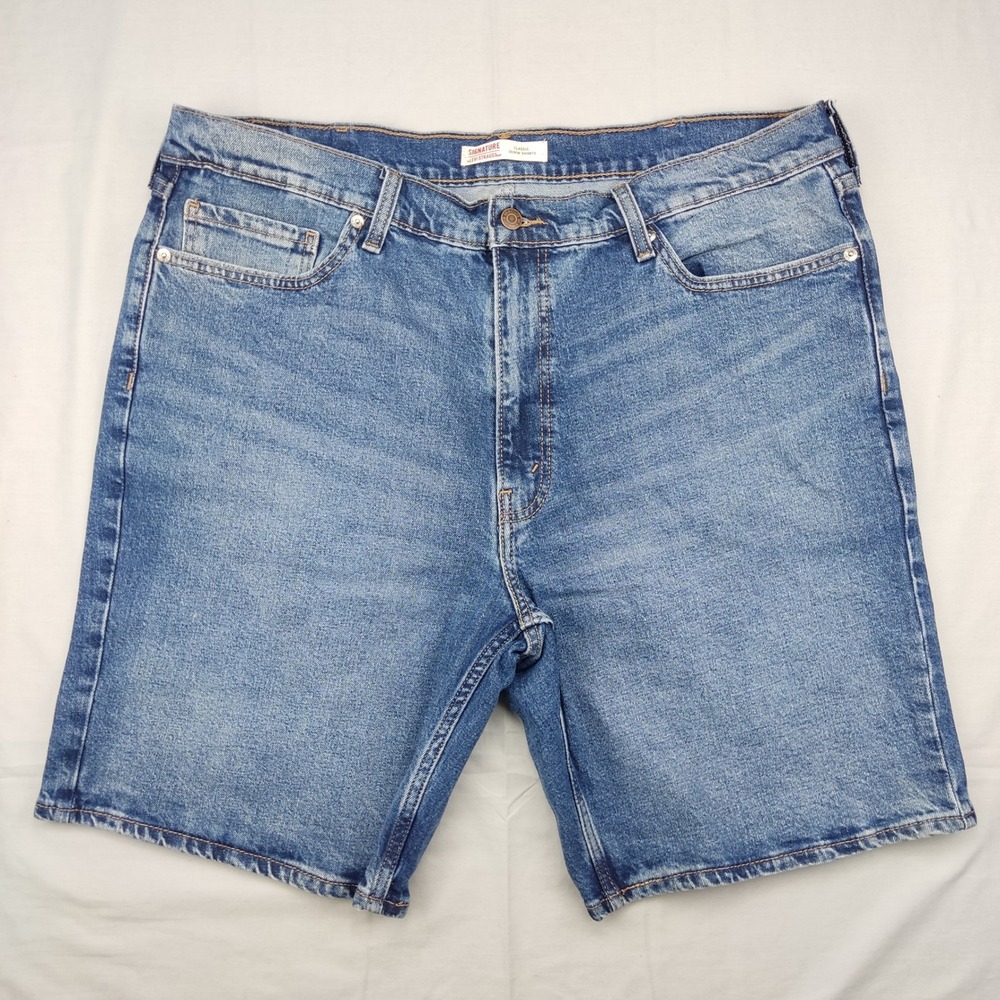 Signature by Levi Strauss Denim Shorts Mens W40 Blue Classic Mid Wash A8482-0001
